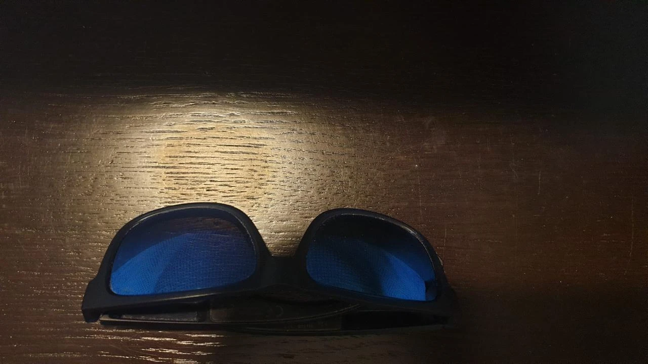 Óculos de Sol Pretos e com lentes espelhadas Azuis – photo 5